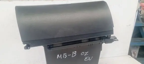 Mercedes-Benz B W245 Glove box set 1005483