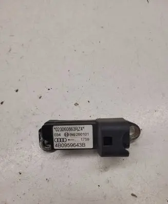 Audi A6 S6 C5 4B Airbag deployment crash/impact sensor 4B0959643B