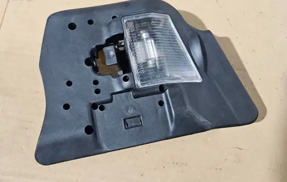 BMW 3 E46 Tail light bulb cover holder 257042R