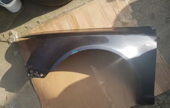 Audi A6 S6 C6 4F Fender