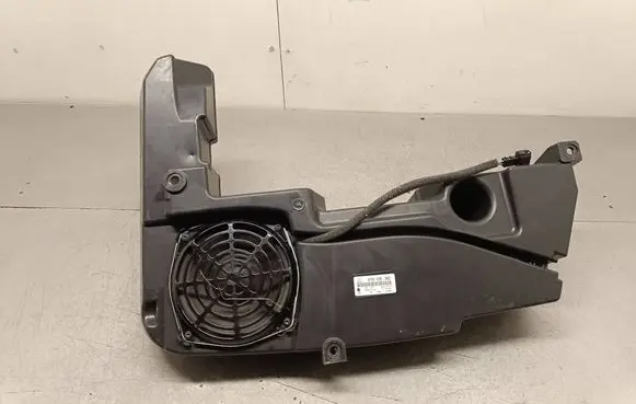 Audi A4 Allroad B8 Subwoofer speaker 8T8035382 1000143001