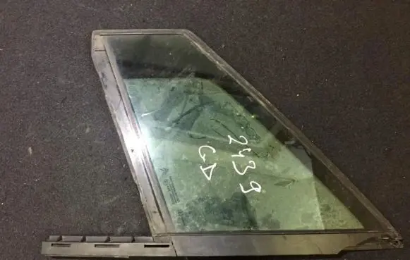 Citroen C4 I Rear side window