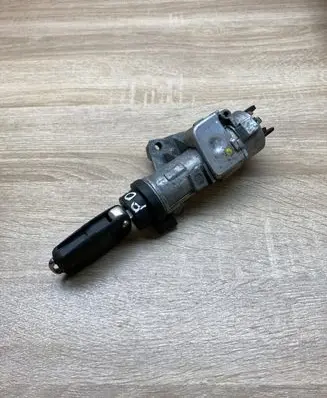 Volkswagen Polo IV 9N3 Ignition lock 4B0905851G 4B0905849