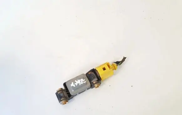 Audi A6 S6 C5 4B Airbag deployment crash/impact sensor 8e0959643a 0231804hw2l4