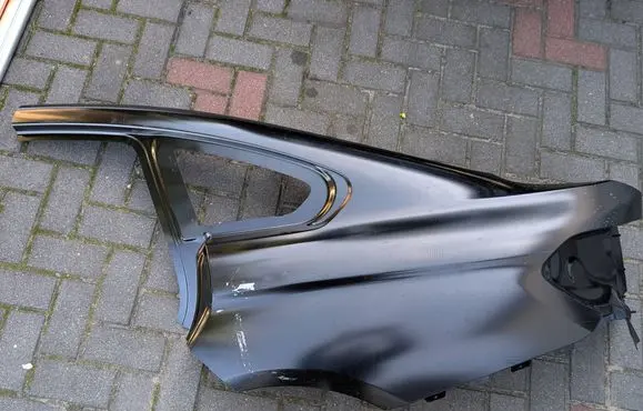 BMW 4 F36 Gran coupe Fender end trim 7305435