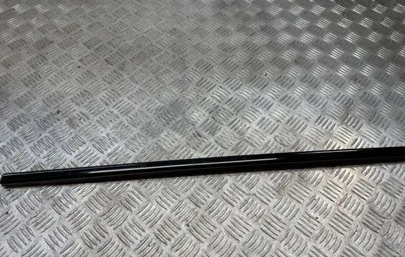 Peugeot 208 II Front door glass trim molding 9823196280