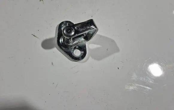 Opel Insignia A Rear door lock loop/hook striker 