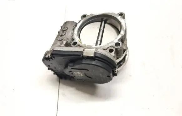 Mercedes-Benz C AMG W205 Throttle valve A2761410125 DK0041 0280750503
