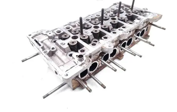 Opel Insignia A Engine head 55576915