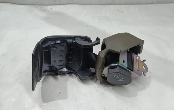 Citroen C6 Middle seatbelt (rear) 96435117XX 15022007 9645308477