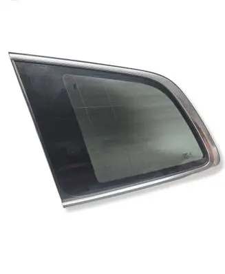 Volvo XC90 Rear side window 31402723