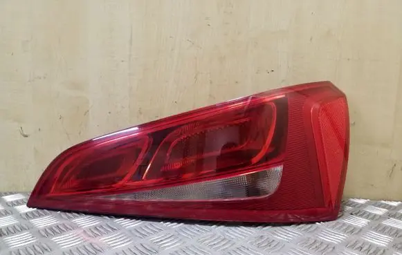 Audi Q5 SQ5 Tailgate rear/tail lights 8R0945094