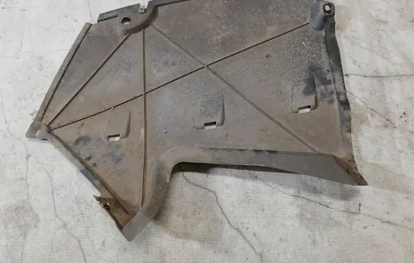 Audi A4 S4 B9 Engine splash shield/under tray 8W0825218A