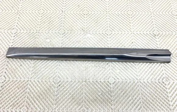 Citroen DS5 Front door trim (molding) 9673774880