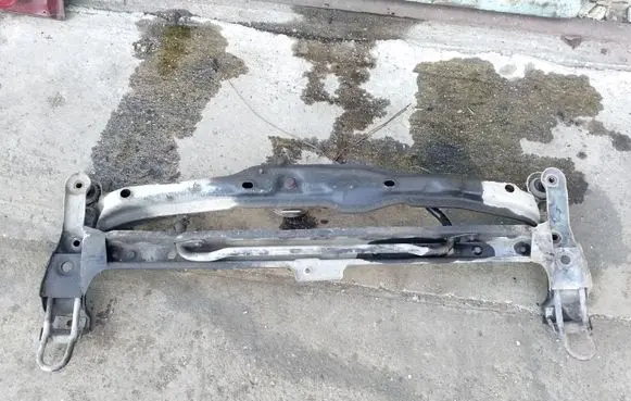 Volkswagen PASSAT B3 Other engine bay part