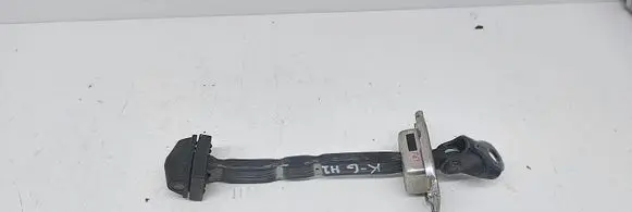 Honda CR-V Rear door check strap stopper