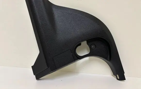 BMW 1 F20 F21 Foot area side trim 7221899 17365810