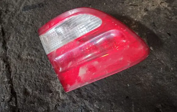 Mercedes-Benz E W211 Tailgate rear/tail lights