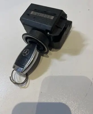 Mercedes-Benz E W211 Ignition lock 2115451408 33002209 0008153540206192