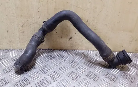 Volkswagen Touran I Engine coolant pipe/hose 1K0122101AA