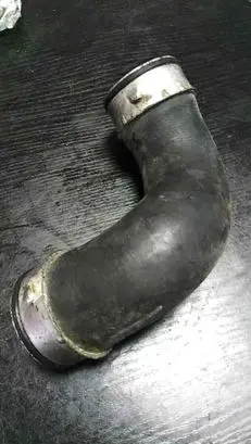 Mercedes-Benz C W203 Intercooler hose/pipe 2035281482