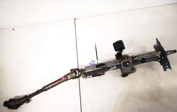 Toyota Yaris Steering wheel axle