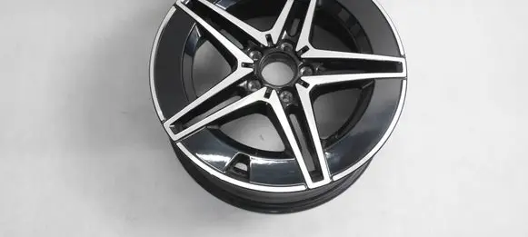 Mercedes-Benz C W206 R18 alloy rim A2064017600