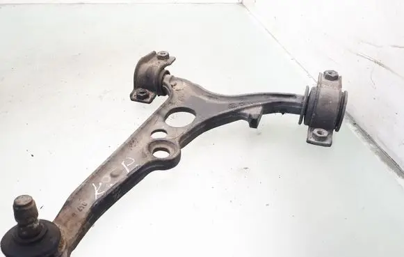Alfa Romeo GTV Front lower control arm/wishbone