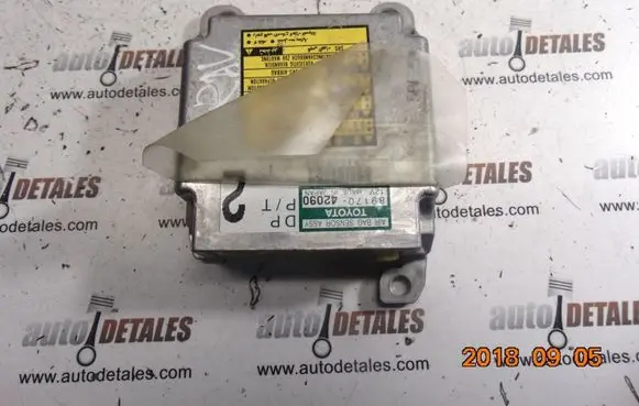 Toyota RAV 4 (XA20) Airbag control unit/module 8917042090