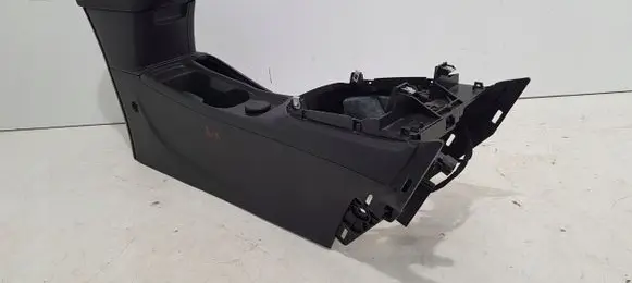 Opel Astra K Armrest 