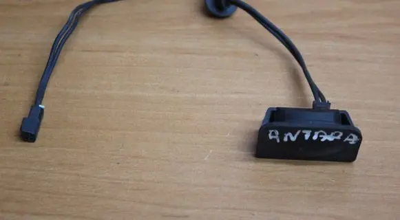 Opel Antara Tailgate opening switch 