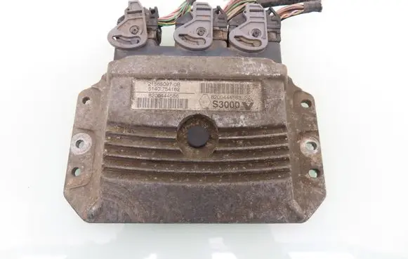 Renault Espace - Grand espace IV Engine control unit/module 8200444583 8200444586