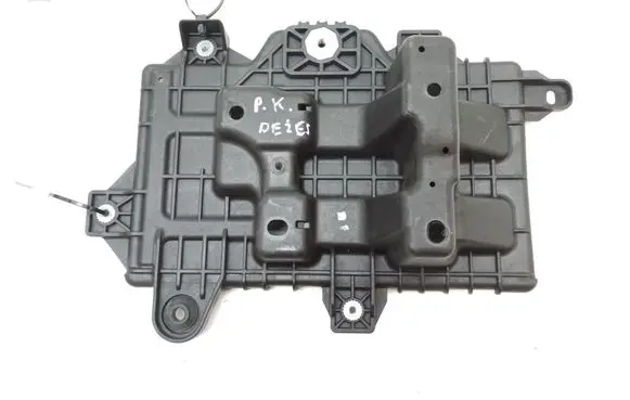 KIA Sportage Battery tray 37150F1500
