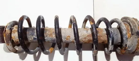 Volkswagen Golf III Rear coil spring
