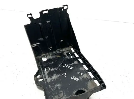 Battery tray