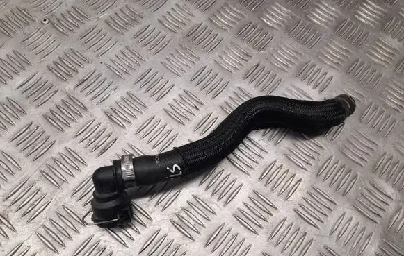 Alfa Romeo Stelvio Engine coolant pipe/hose
