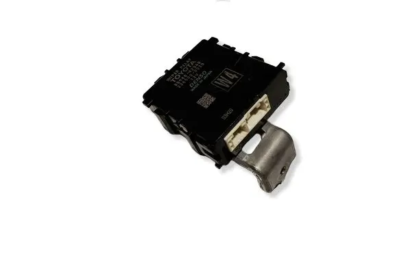 Toyota RAV 4 (XA50) Window wiper relay 8594042040