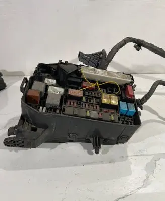 Toyota Auris E180 Fuse box set 602730