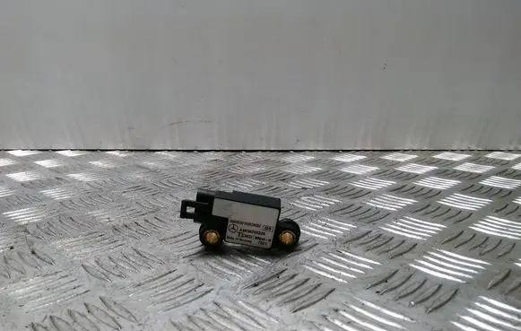 Mercedes-Benz ML W163 Airbag deployment crash/impact sensor A1638200226