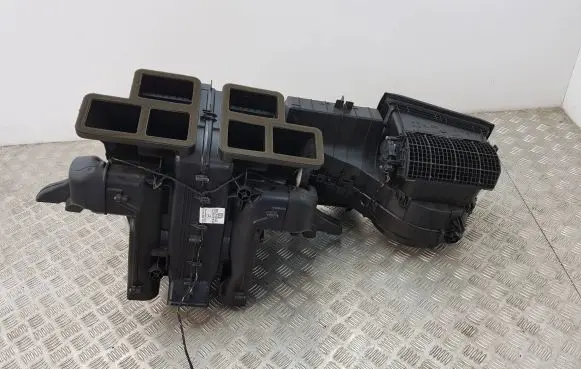 Mercedes-Benz GLA W156 X156 Interior heater climate box assembly A2468301502 0012520078 443270553