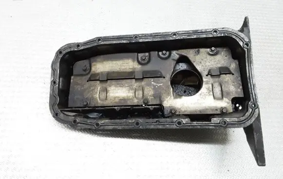 Oil sump