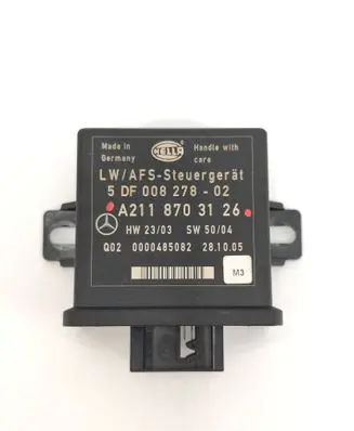 Mercedes-Benz E W211 Light module LCM A2118703126 5DF00827802 0000485082