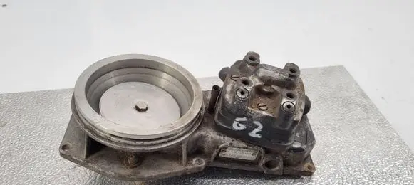 Volkswagen Golf II Throttle valve 049133353AA 0438120189