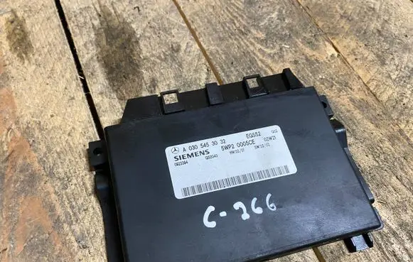 Mercedes-Benz S W220 Gearbox control unit/module a0305453032 0305453032