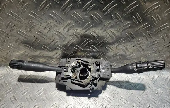Wiper turn signal indicator stalk/switch
