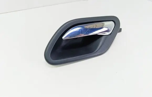 BMW 5 E39 Rear door interior handle 8226049