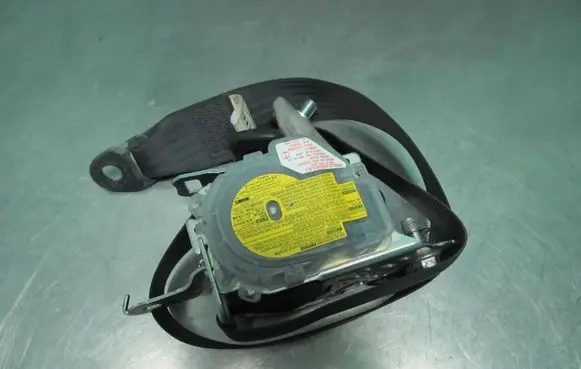 Subaru Forester SH Front seatbelt 7R3010P 100228