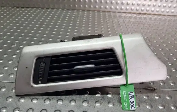 BMW 3 E92 E93 Dashboard side air vent grill/cover trim S26371206 9130459