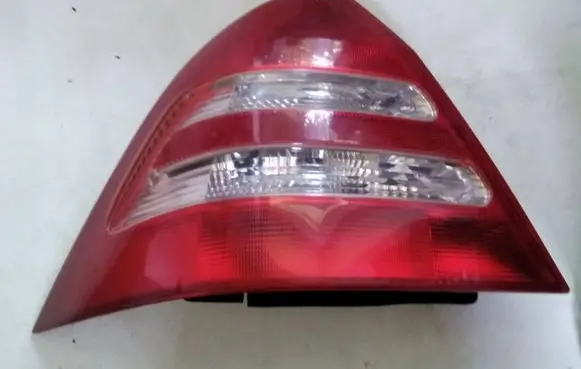 Mercedes-Benz C W203 Rear/tail lights 2038200164