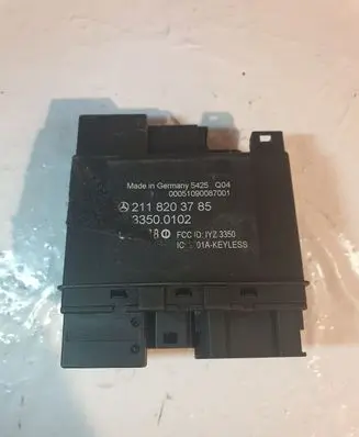 Mercedes-Benz CLS C219 Keyless (KESSY) go control unit/module 2118203785